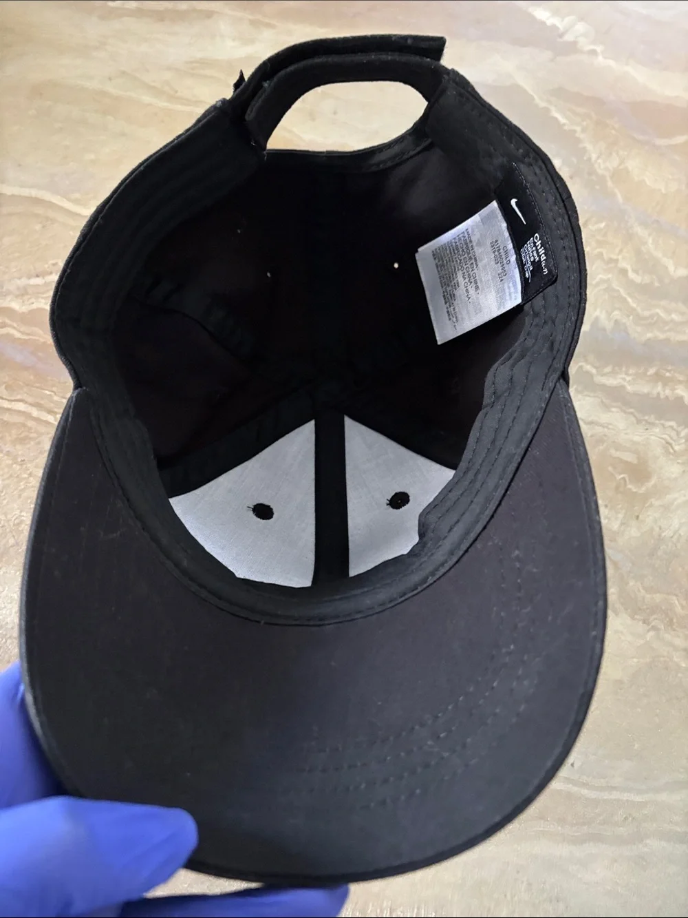 Nike Black Baseball Cap with White Swoosh Size Child 4-7 Years Old